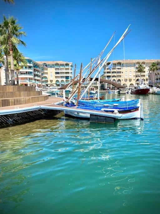 Port-Frejus, Le Paladien, Appartement 2 Pieces Climatise, Terrasse & Parking Eksteriør billede