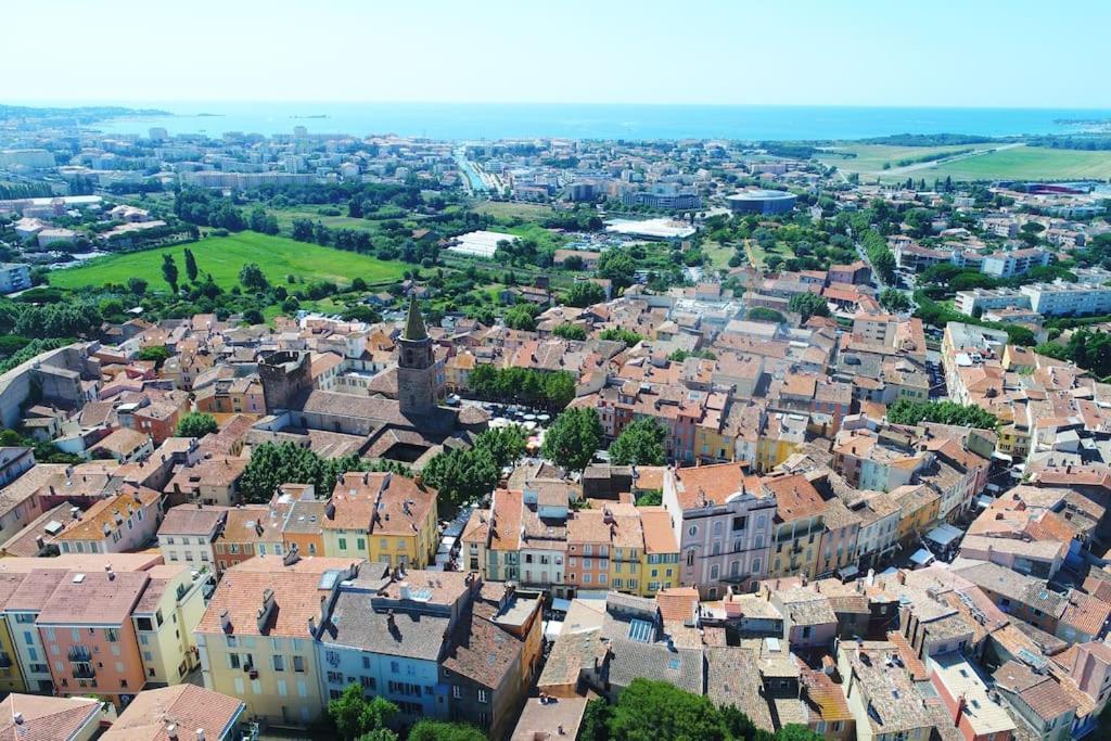 Port-Frejus, Le Paladien, Appartement 2 Pieces Climatise, Terrasse & Parking Eksteriør billede