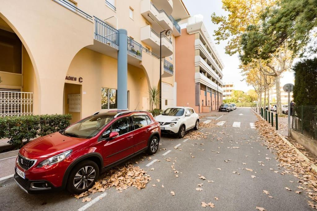 Port-Frejus, Le Paladien, Appartement 2 Pieces Climatise, Terrasse & Parking Eksteriør billede