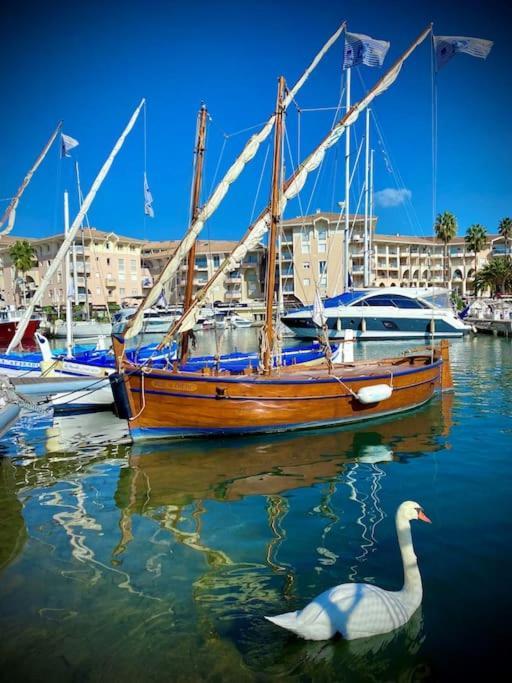 Port-Frejus, Le Paladien, Appartement 2 Pieces Climatise, Terrasse & Parking Eksteriør billede